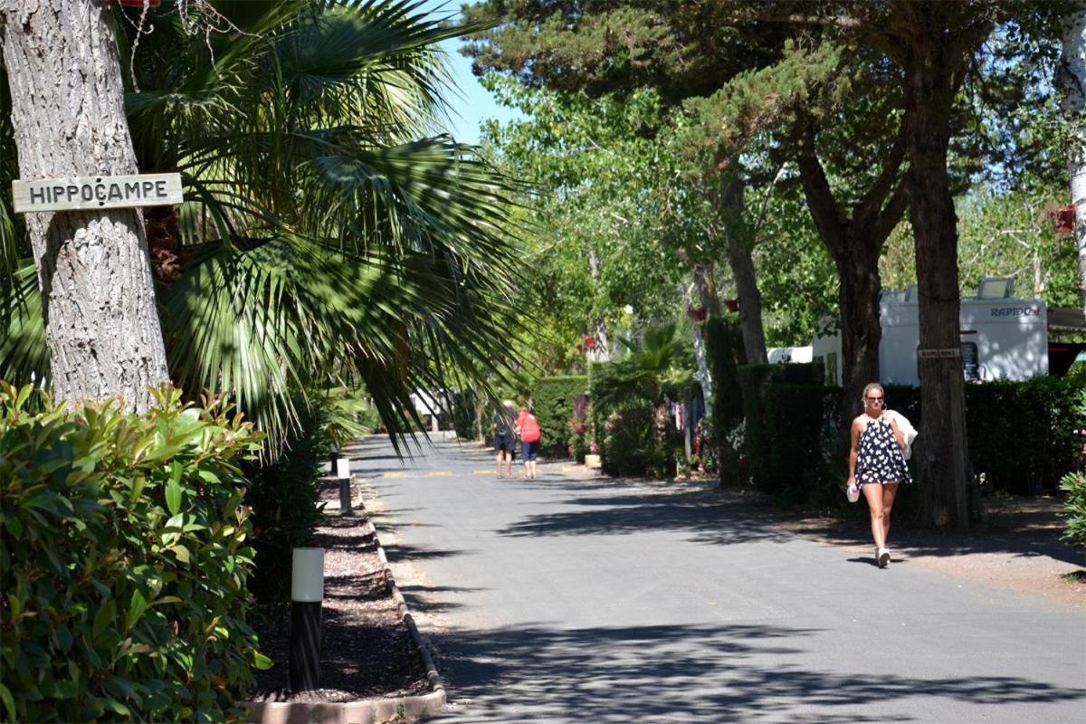 Camping Les Salisses - Maeva Vias Bagian luar foto