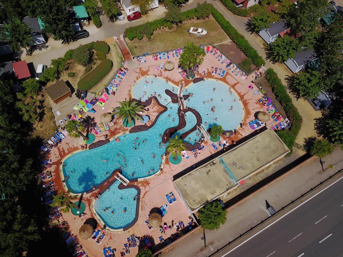 Camping Les Salisses - Maeva Vias Bagian luar foto