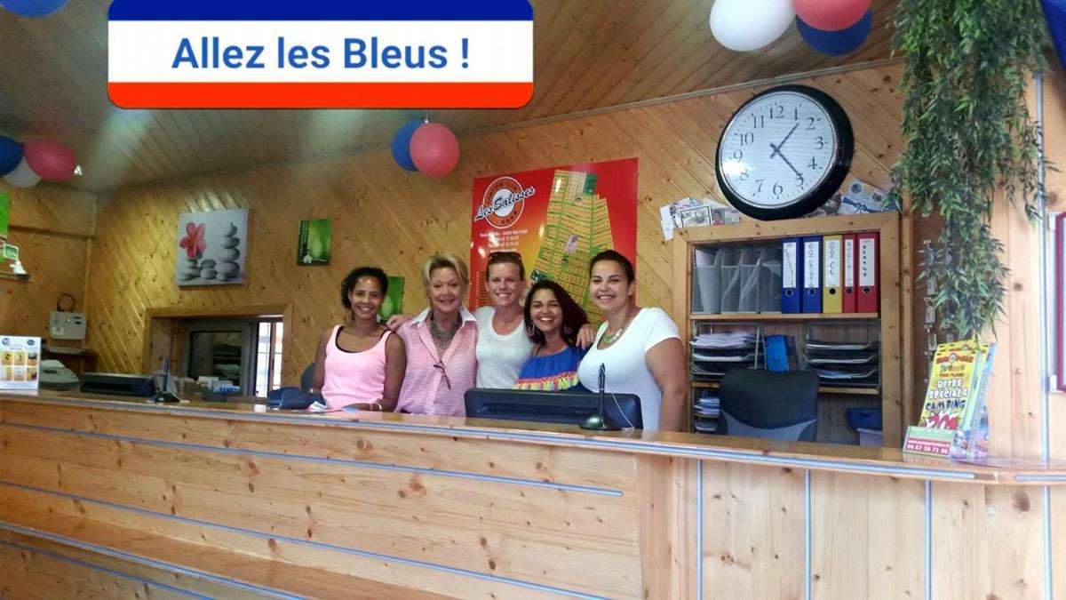 Camping Les Salisses - Maeva Vias Bagian luar foto